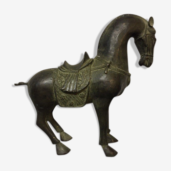 Sculpture cheval en bronze patine verte