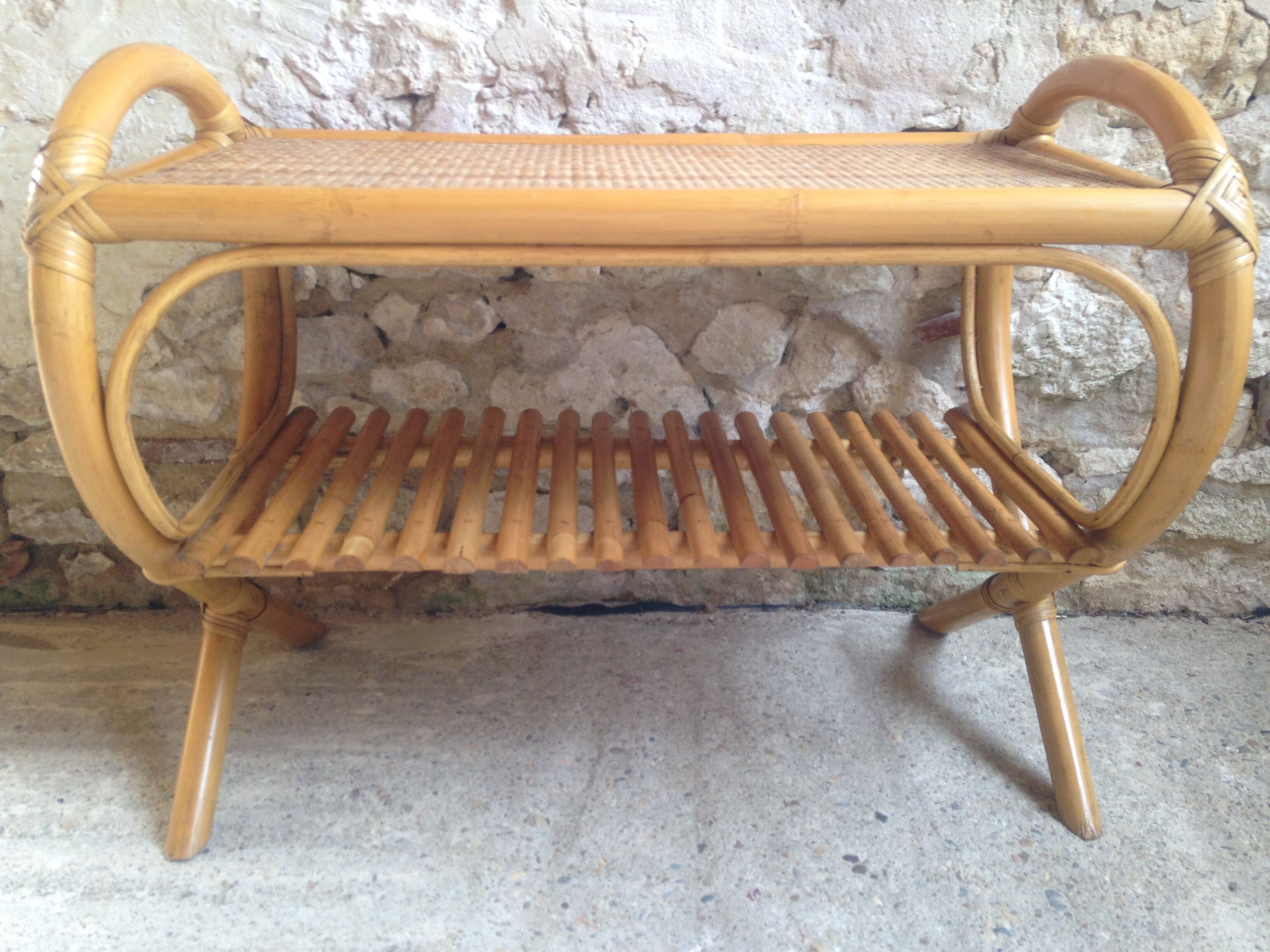 Side table in rattan and wicker curved vintage years 60/70