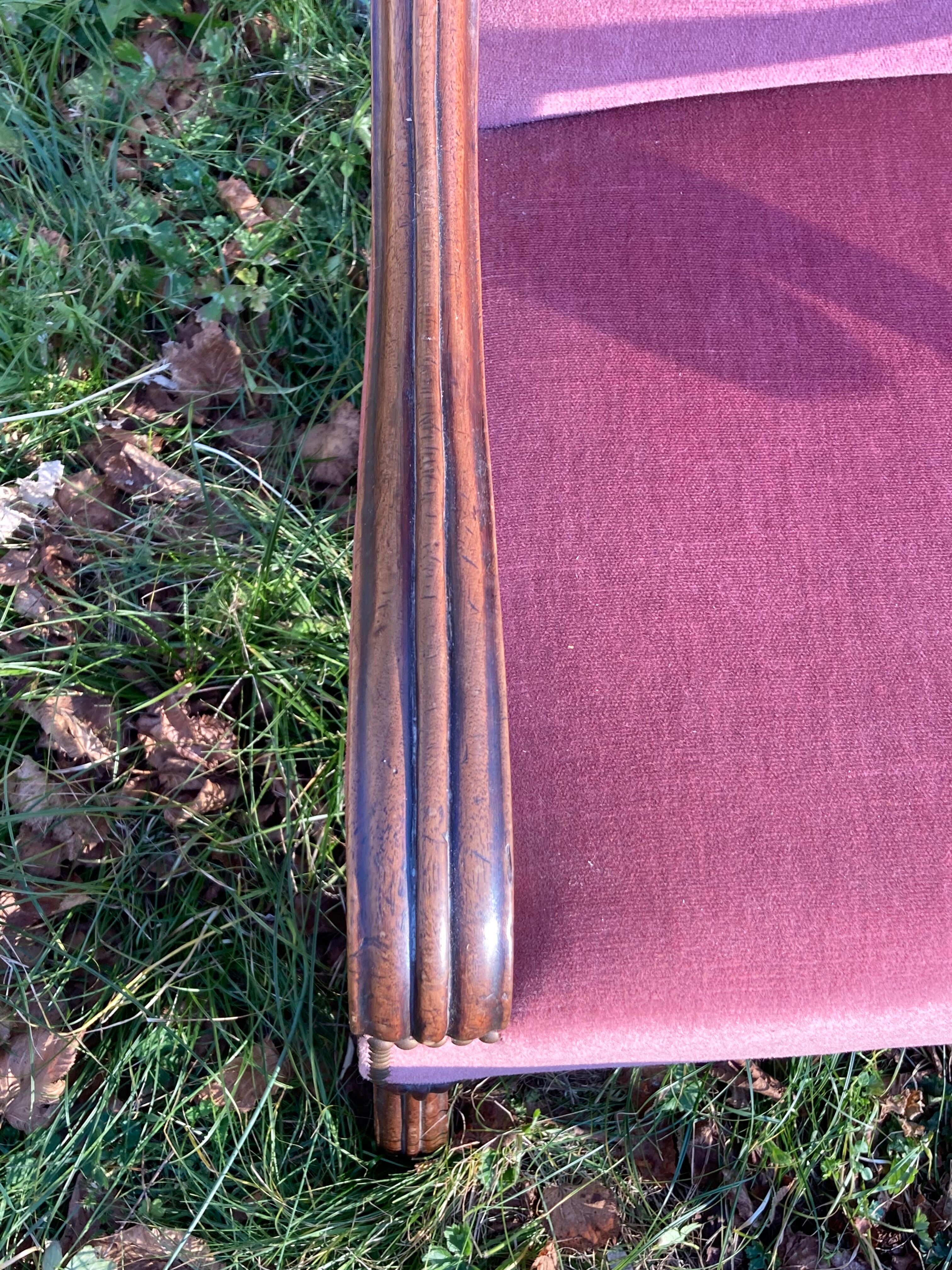 Armchair Voltaire or shepherdess and foot rest in pink velvet Louis XVI