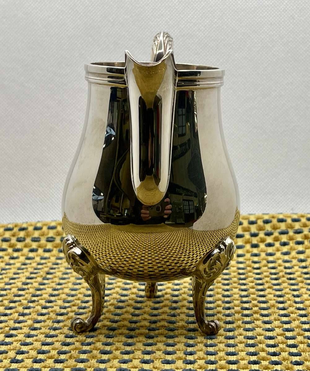 Pot à lait CHRISTOFLE en métal argenté modèle POMPADOUR
