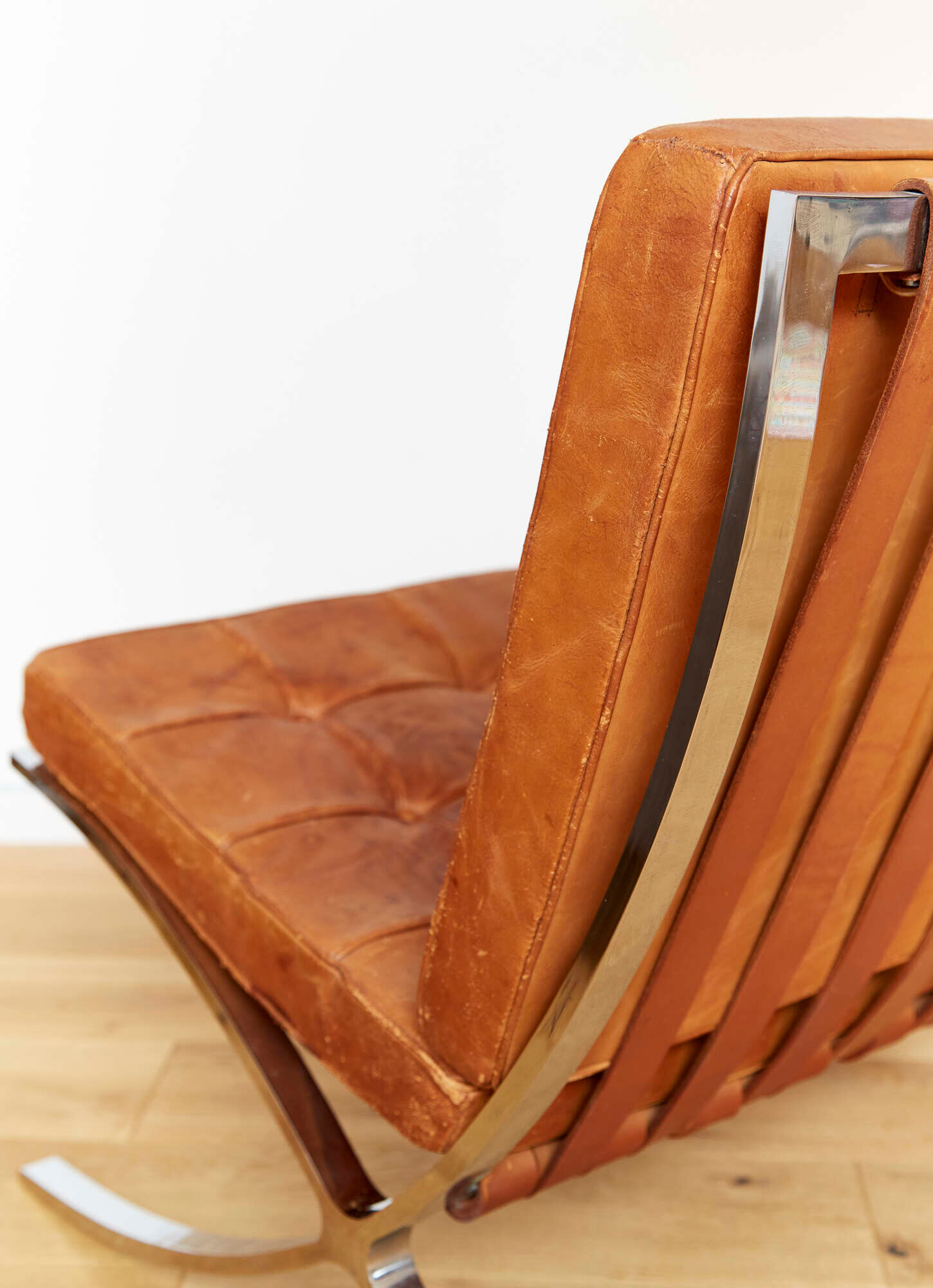 Ludwig Mies van der Rohe MR90 Barcelona armchair