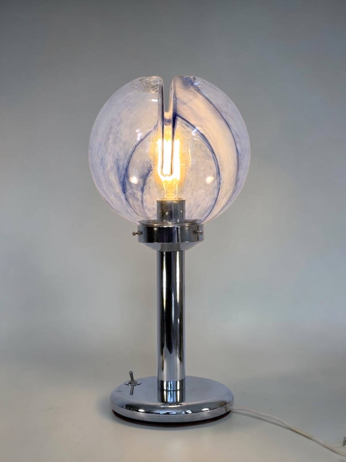 Lamp "Menbrano" – Att. T. Zuccheri for A.V. Mazzega (C. 1970)