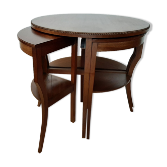 Round trundle tables