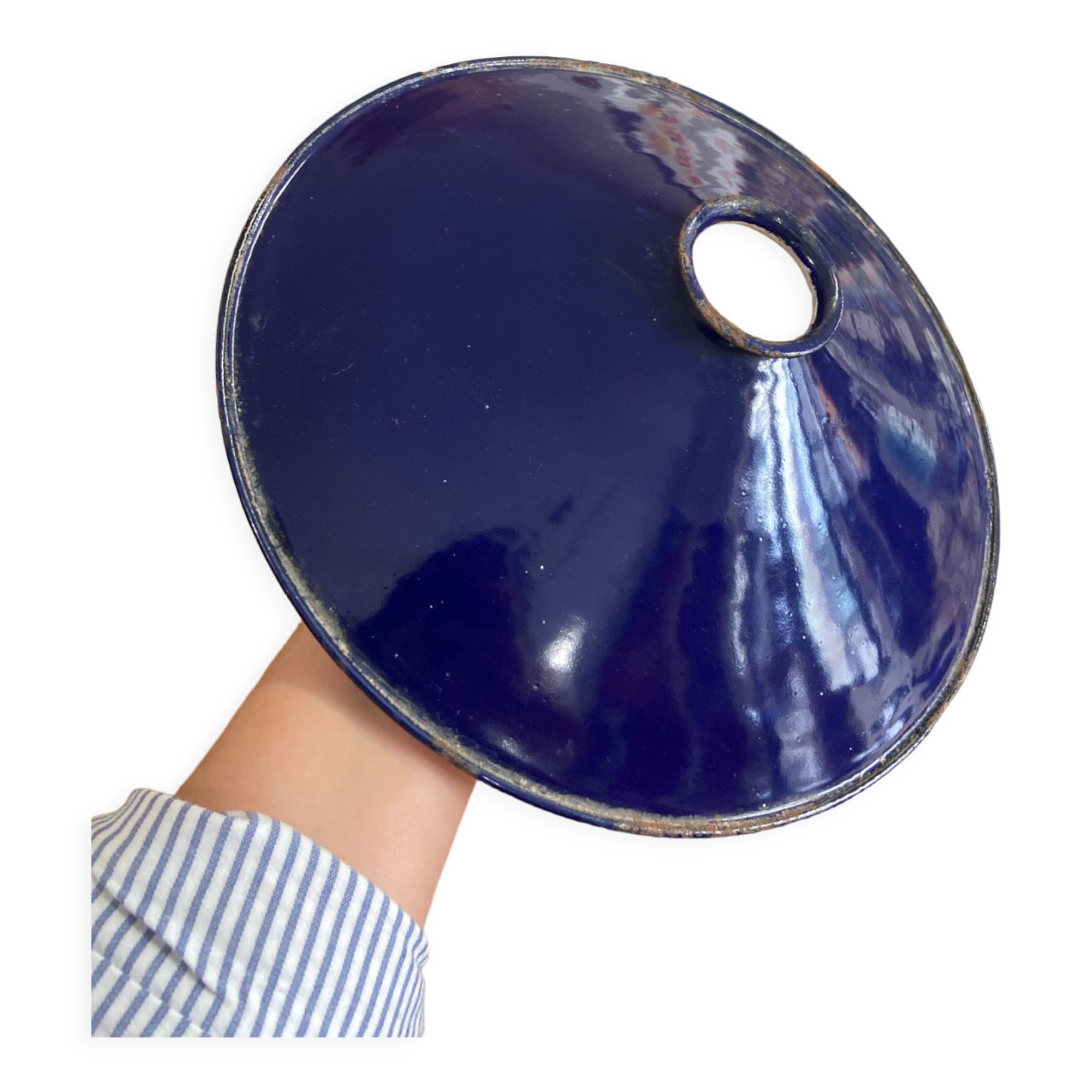 Suspension in dark blue enamelled sheet 30 cm