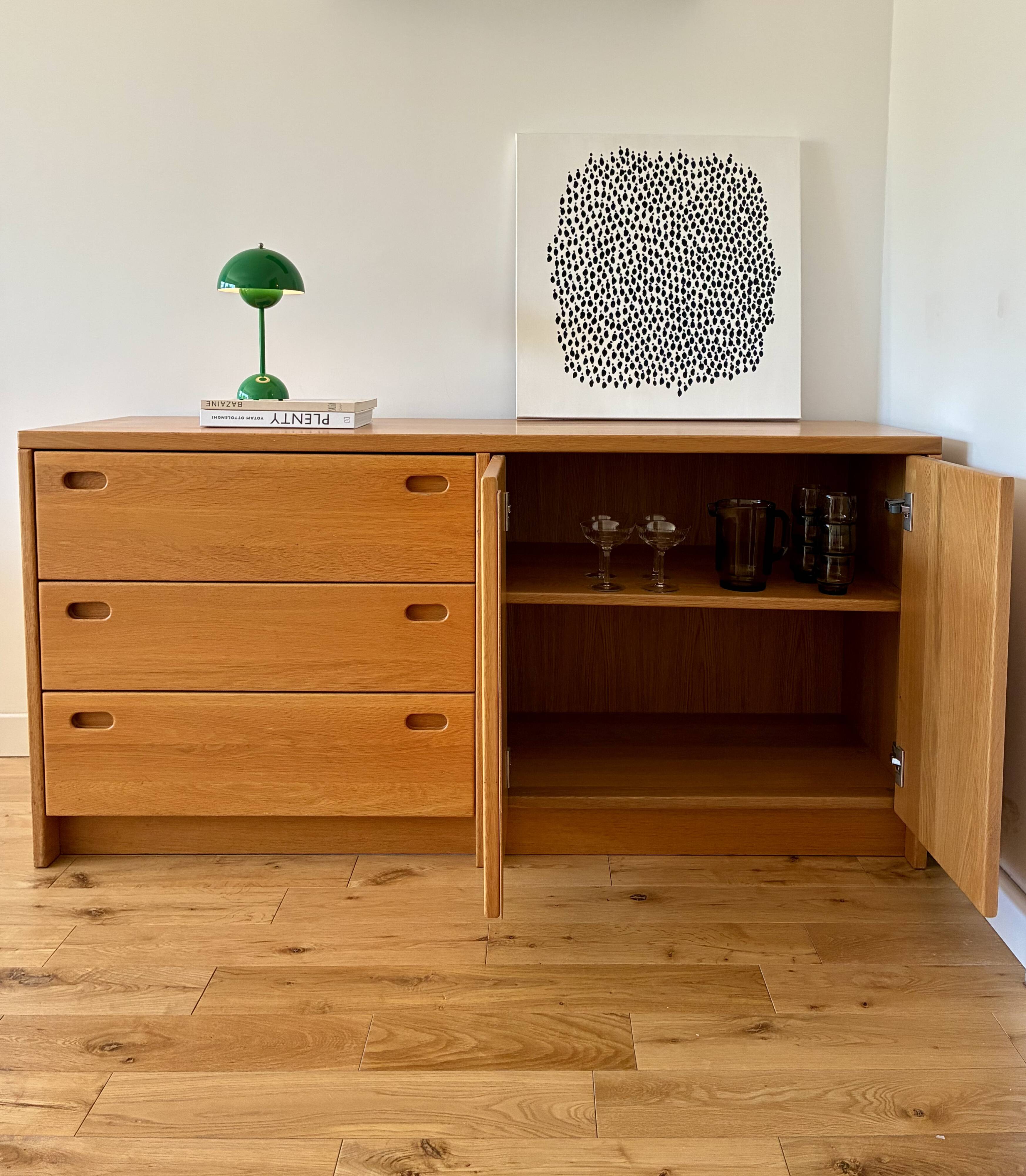 Large oak sideboard, Scandinavian design - 3 drawers and 2 doors.