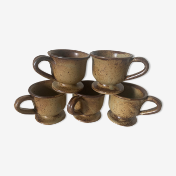 5 stoneware cups