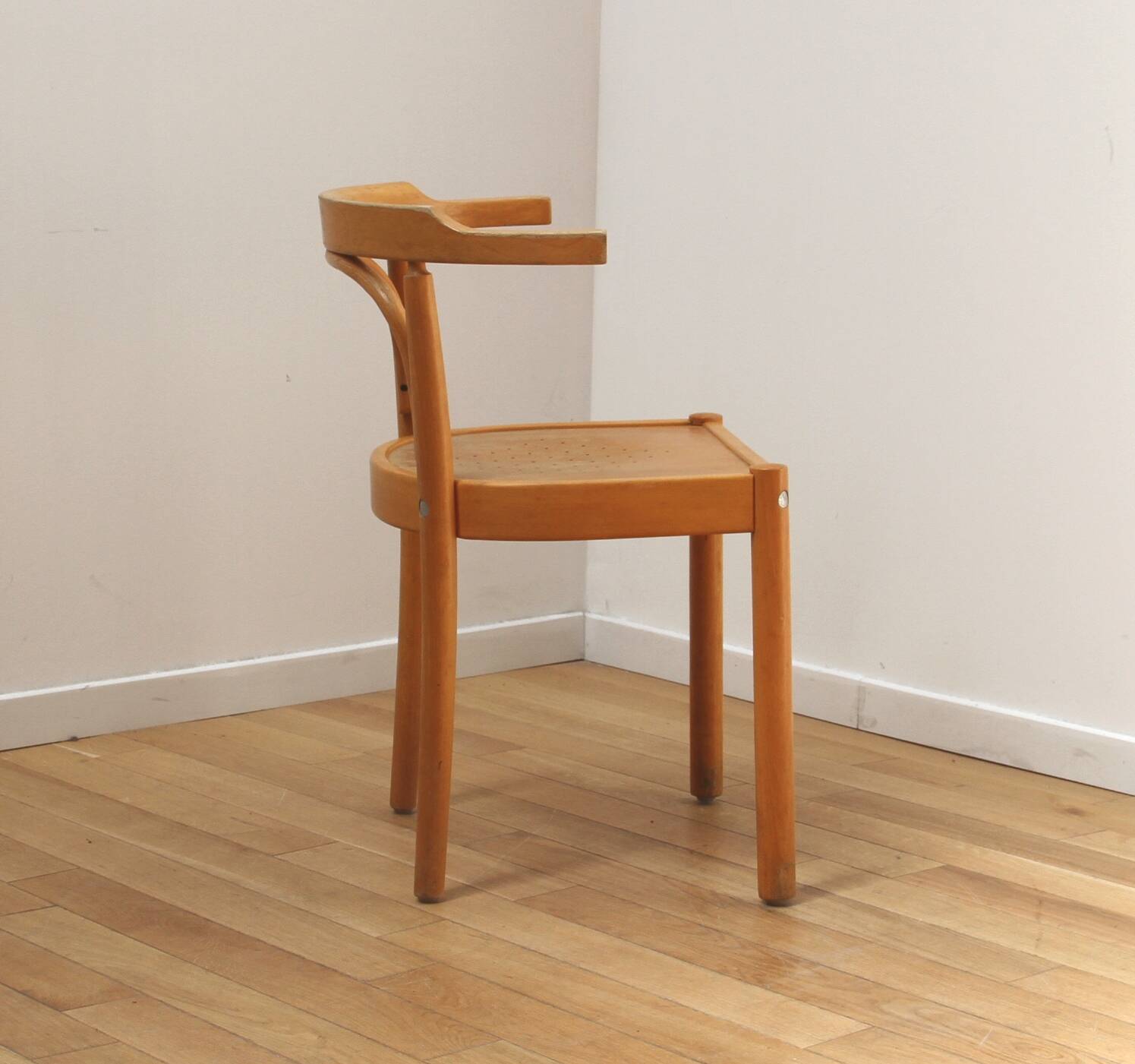 Set of 4 vintage bistro chairs