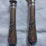 Monogrammed leg service, Ravinet d'Enfer