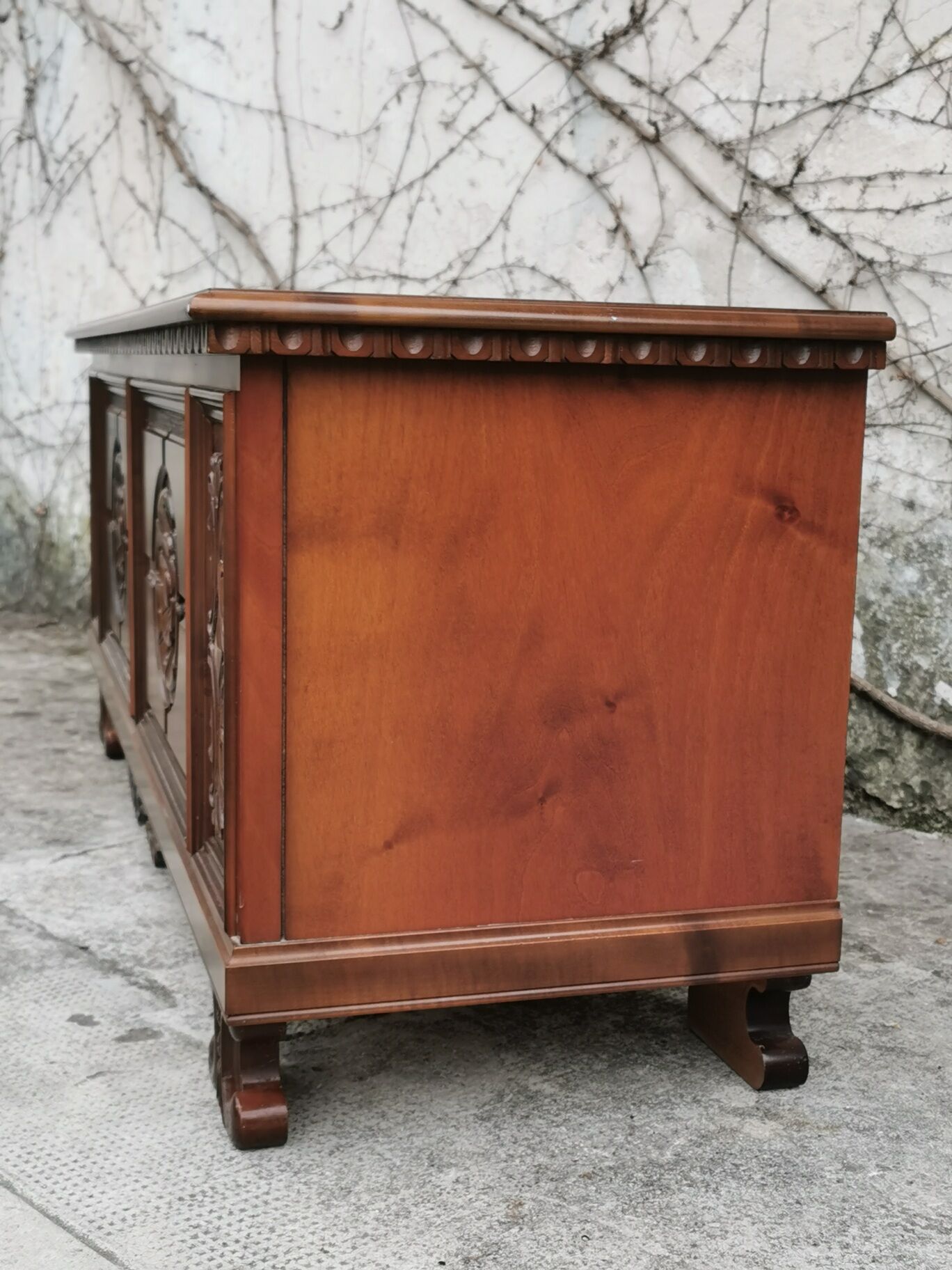 Carved walnut chest of drawers, 1970s