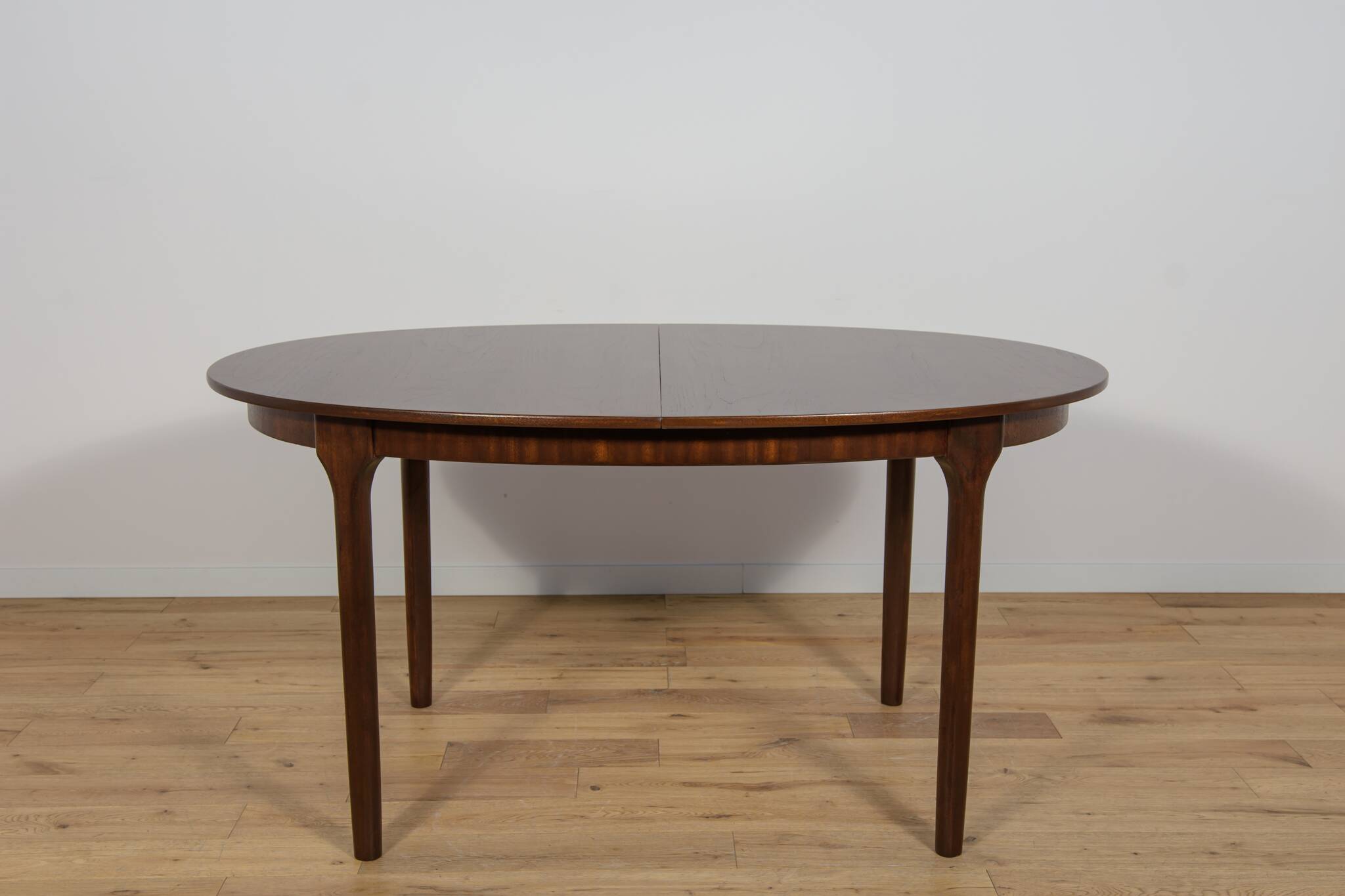 Mid-Century Oval Extendable Teak Dining Table from McIntosh, 1960s