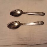 12 silver plated art nouveau teaspoons in their case