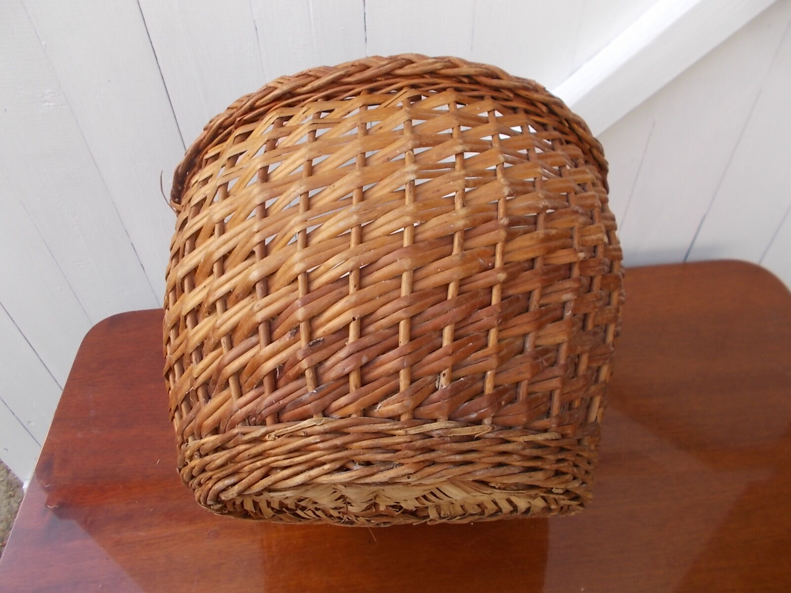 Willow cache pot