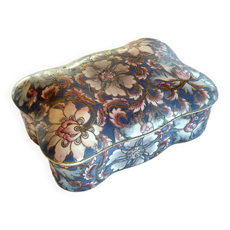 1960s Chinese porcelain jewelry box with peony floral decoration