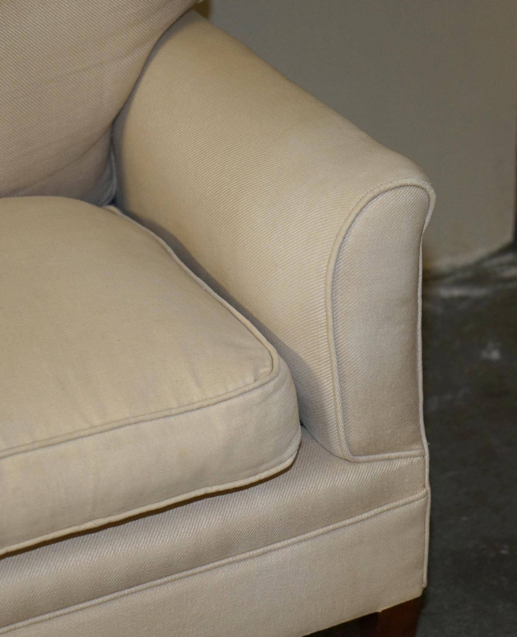 Victorian two-seater canapé 1880 Howard & Son