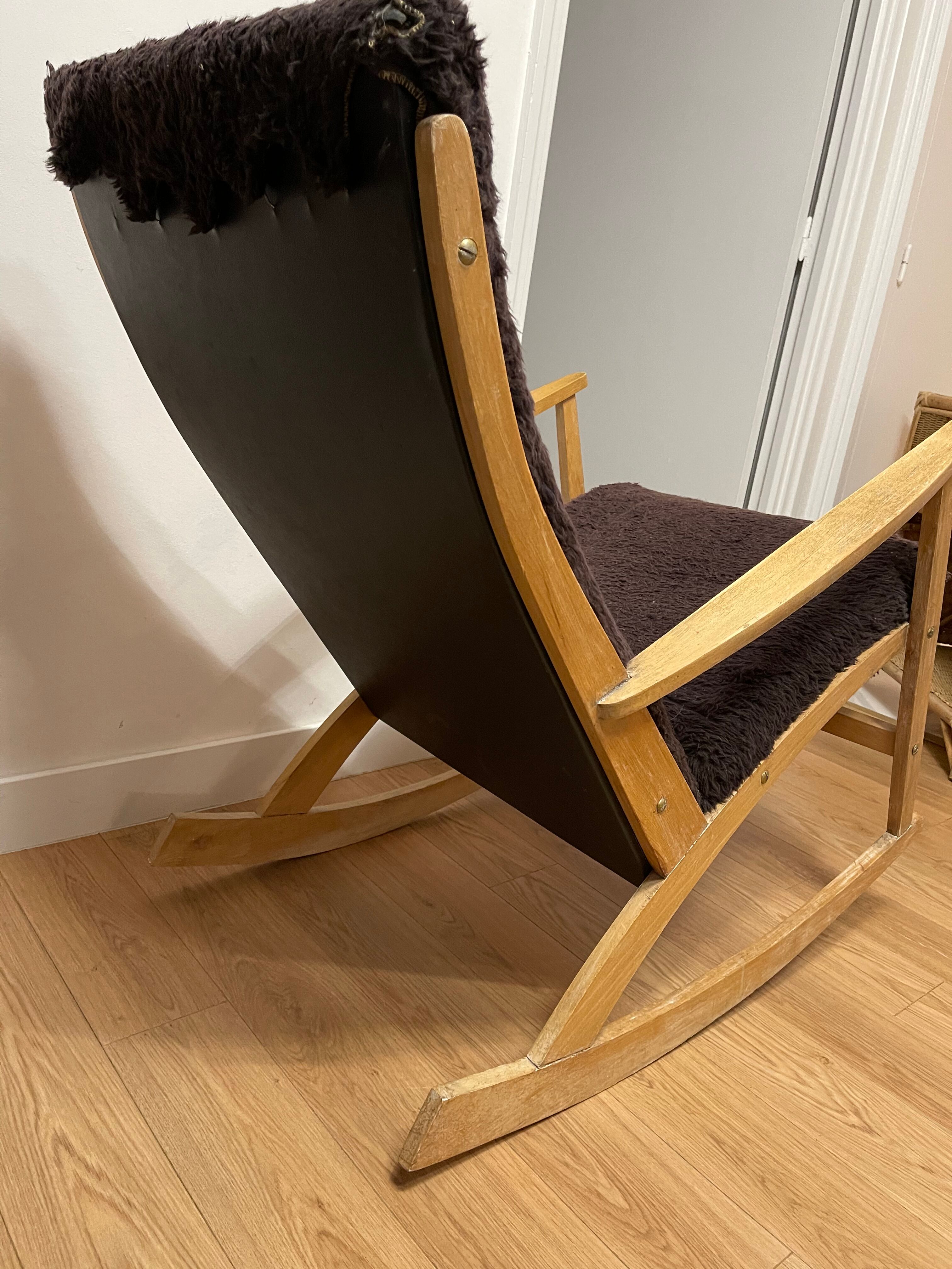 Vintage rocking-chair