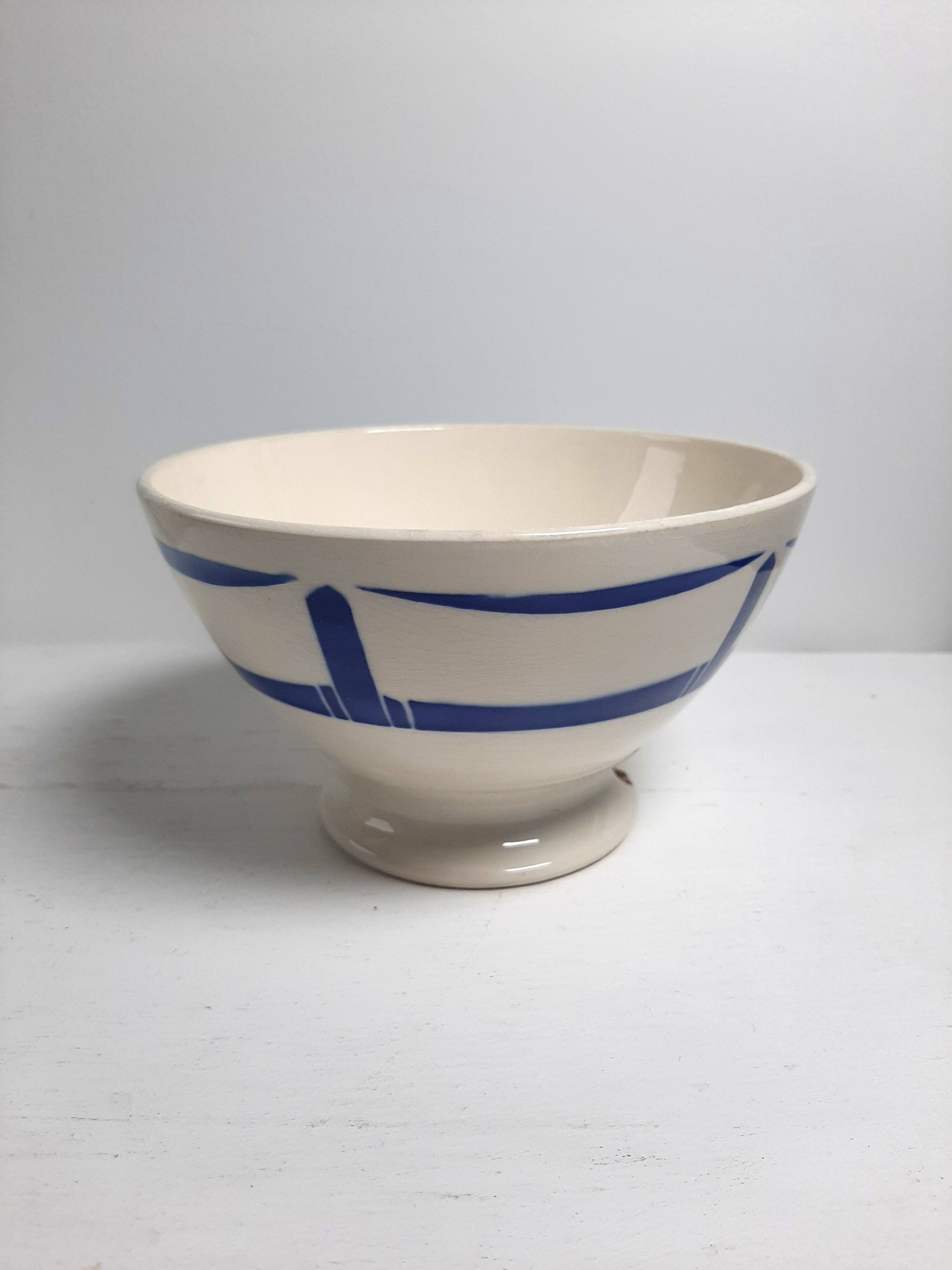 Vintage ironstone bowl from the Badonviller factory in cream and blue.