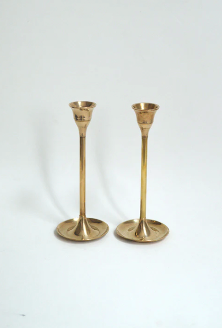 Duo de bougeoirs en laiton