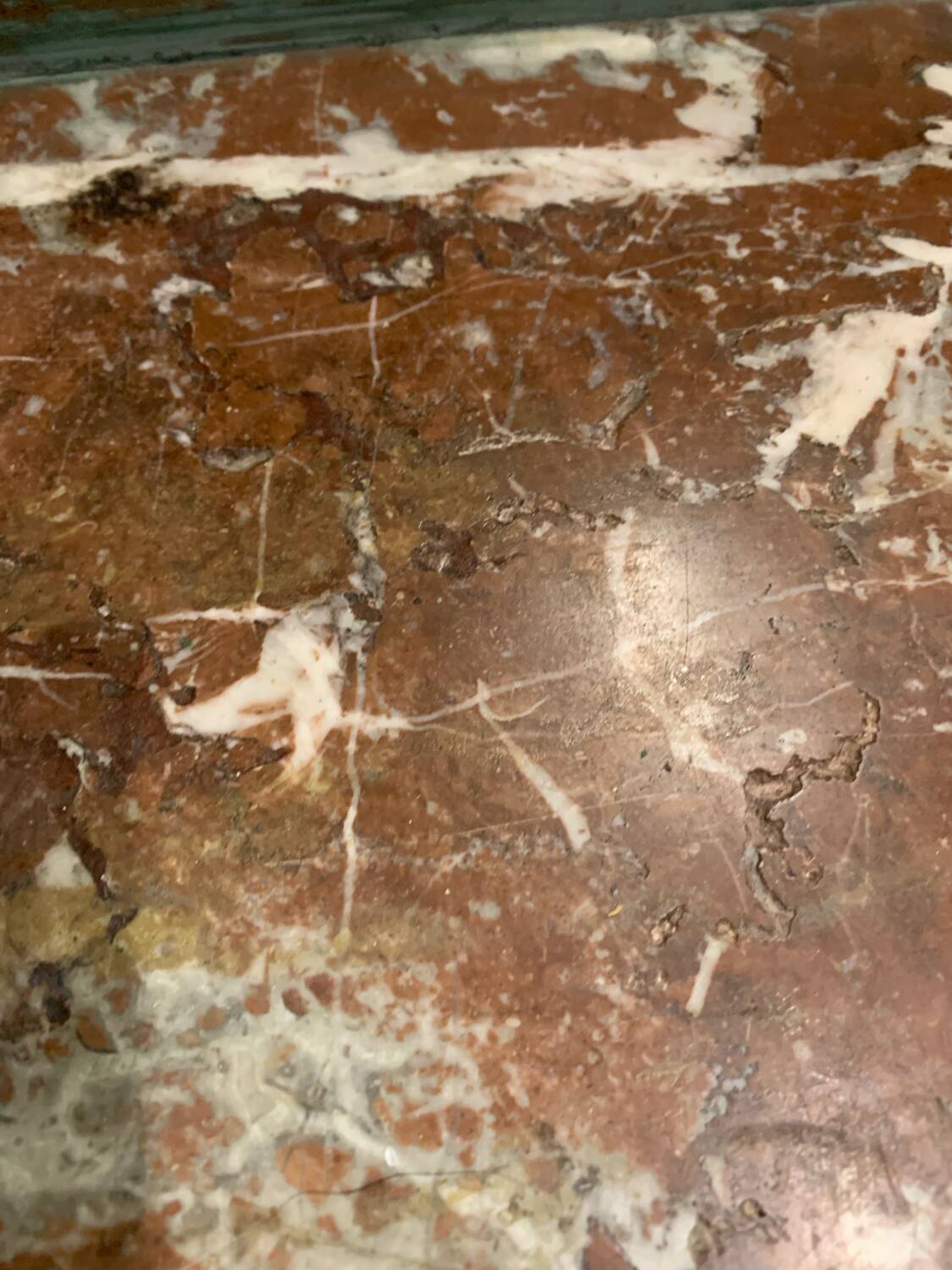 Wall mounted coat rack