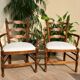 Paire de fauteuils anciens