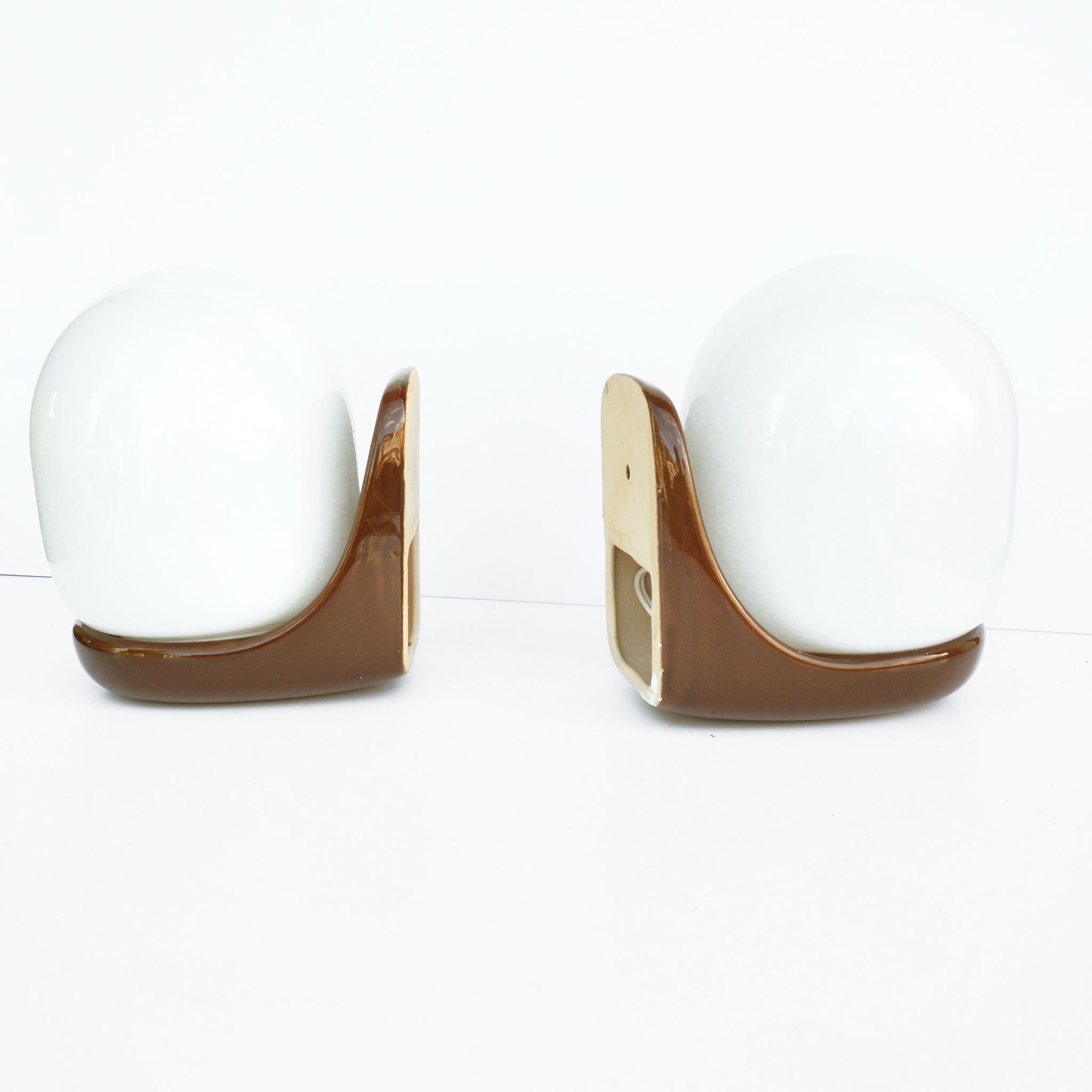 Pair of wall lamps, type Ł-1, designed by K. Łaszkiewicz, W. Kościan, Poland, 1980s