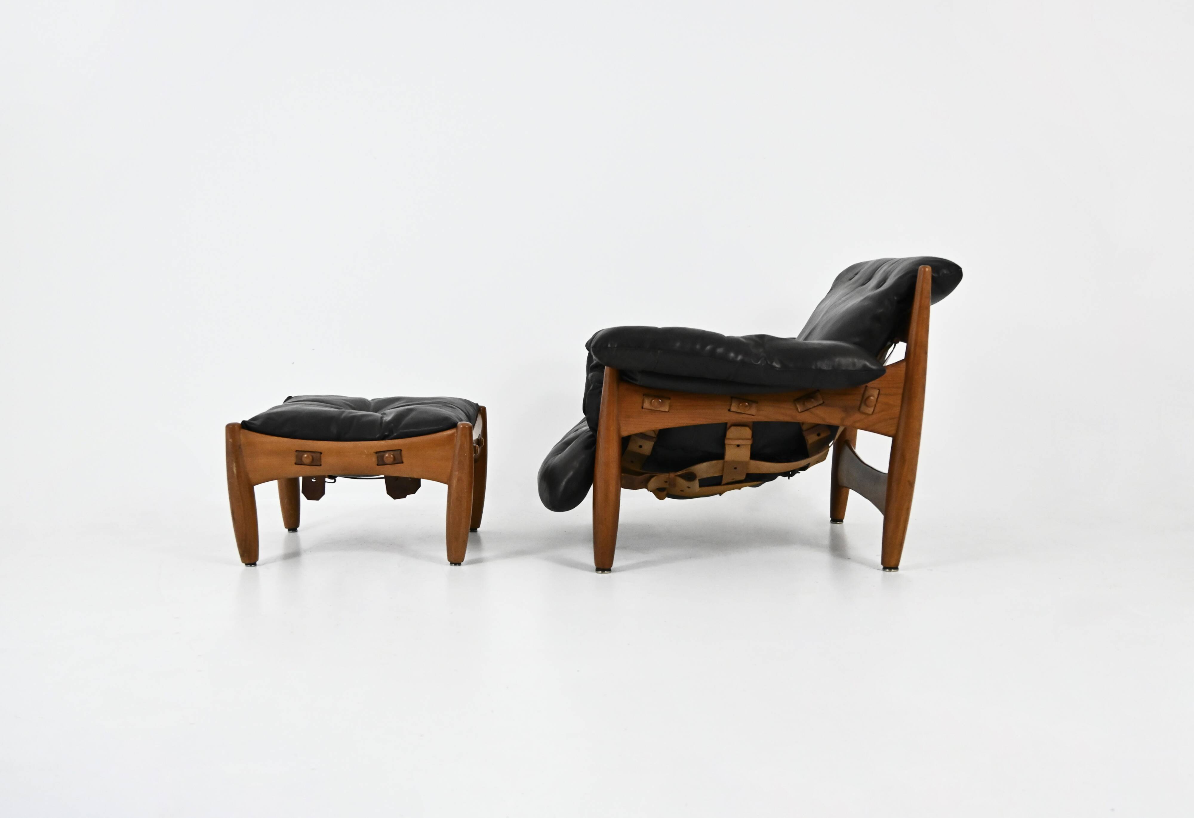 Armchair with footrest "Sheriff" by Sergio Rodrigues for ISA Bergam.