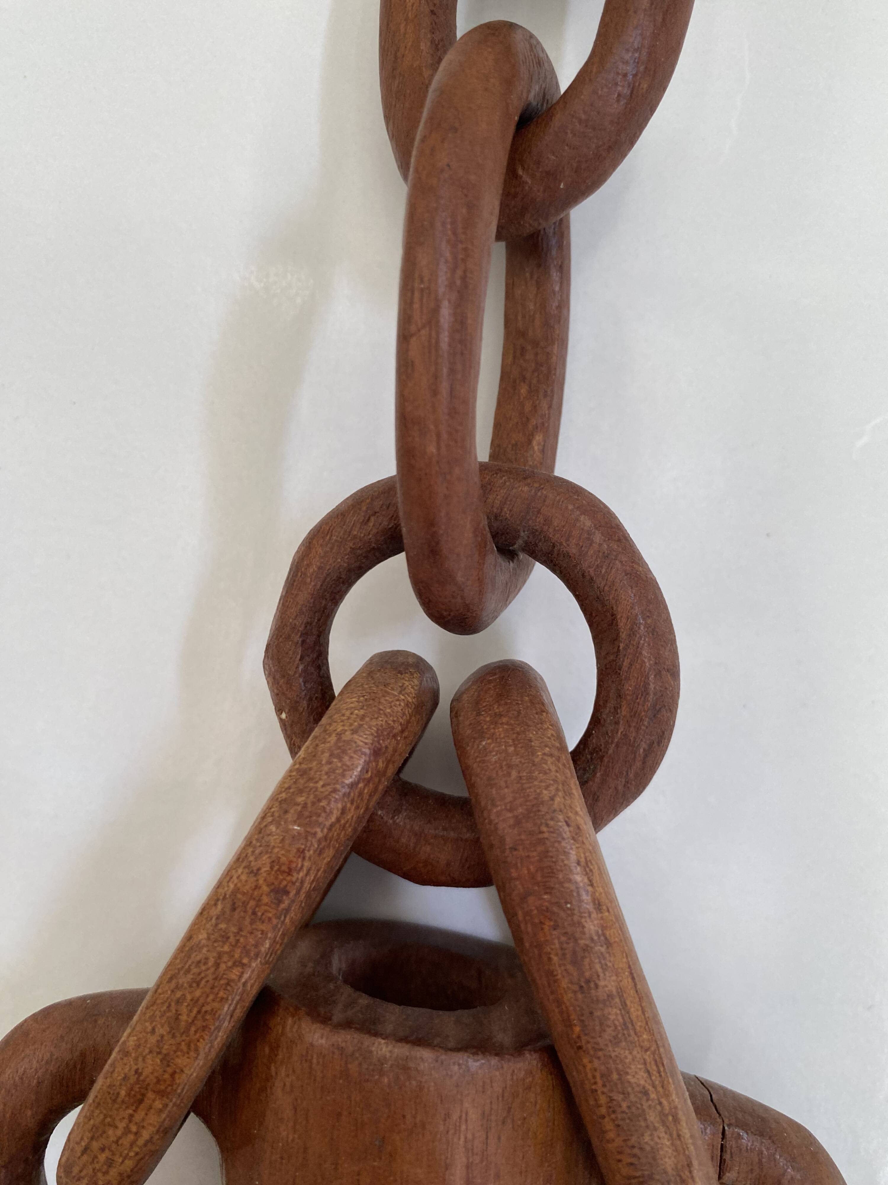 Vase and wooden chain to hang