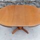 Magnifique table ronde scandinave à rallonge style Regain / Baumann