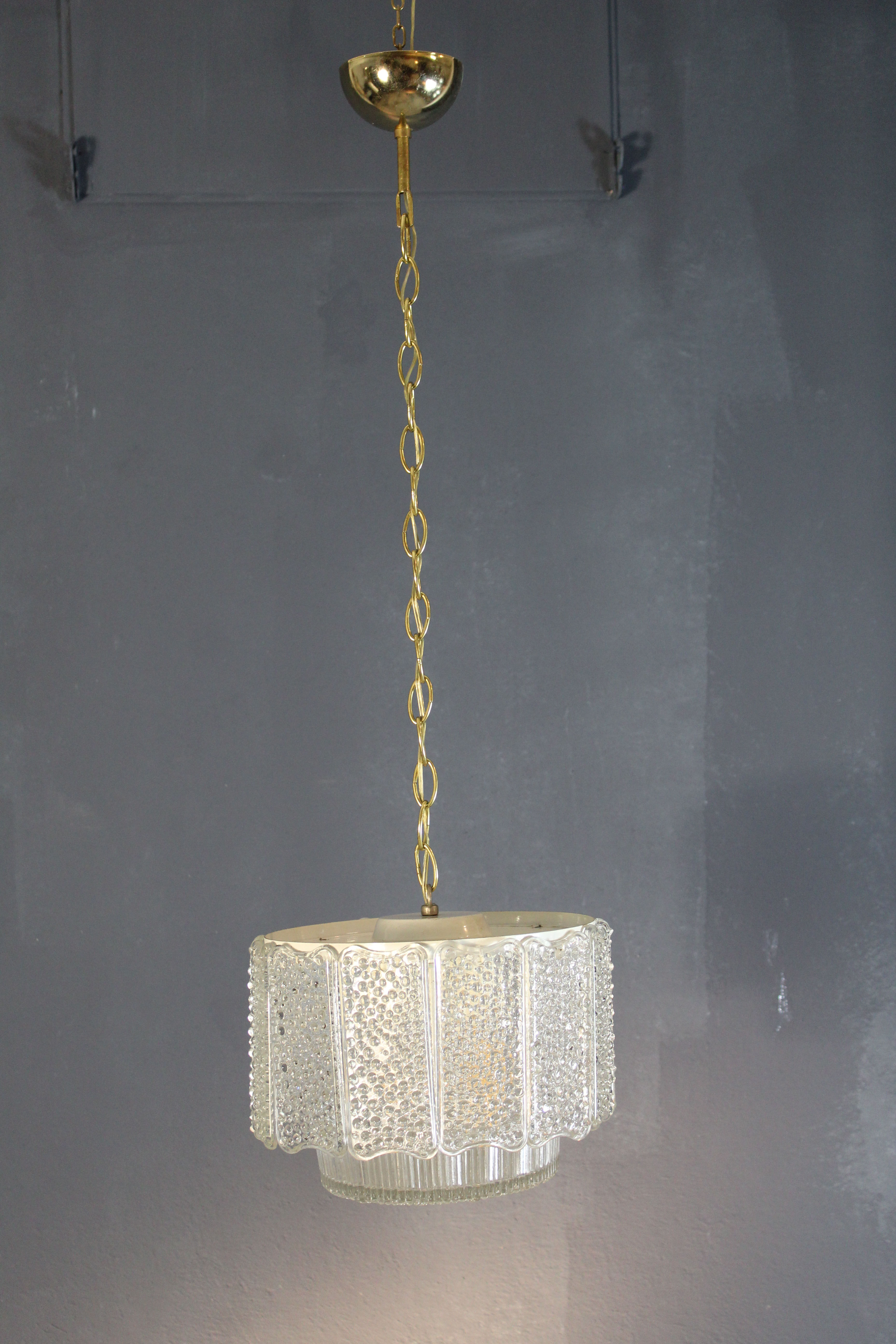 Glass chandelier worked in "rostrato" technique from the 1970s, Italy