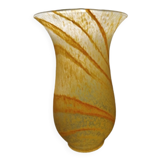 Vase en pâte de verre marmoréen jaune orangé