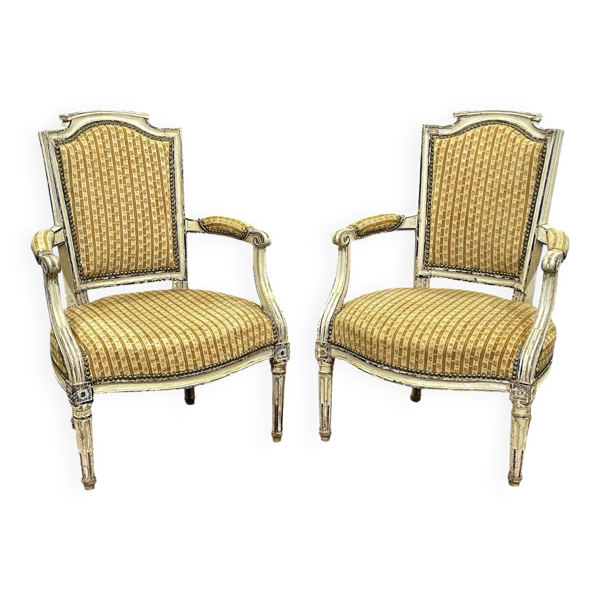 Paire de cabriolets d'époque Louis XVI en hêtre — Beyit