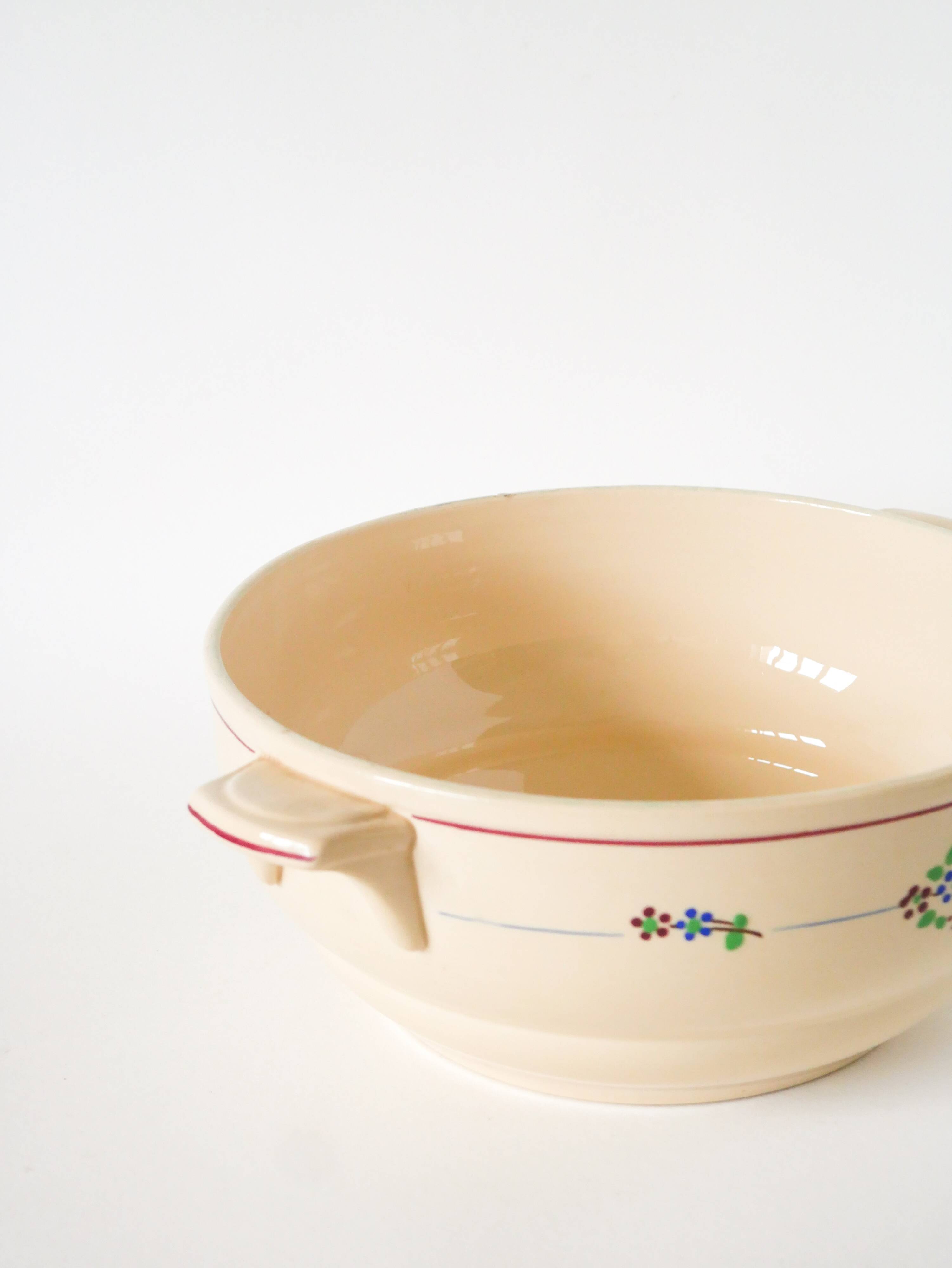 Moulin des Loups soup tureen, "Isabelle" model, 1950