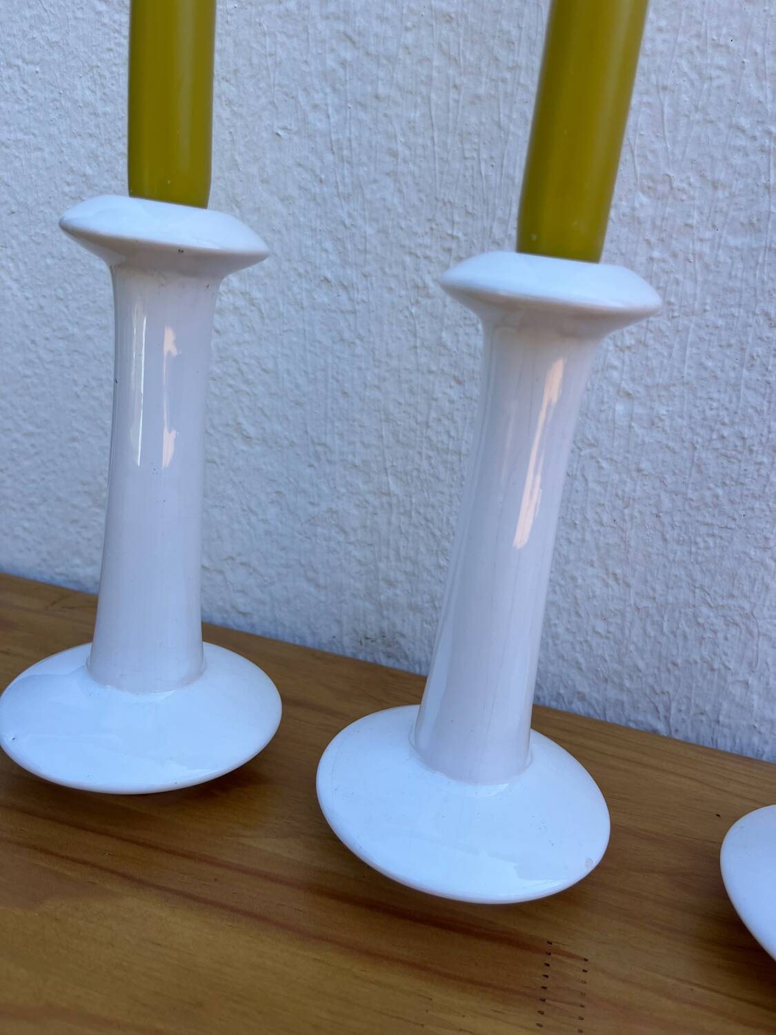Set of 4 white ceramic candle holders