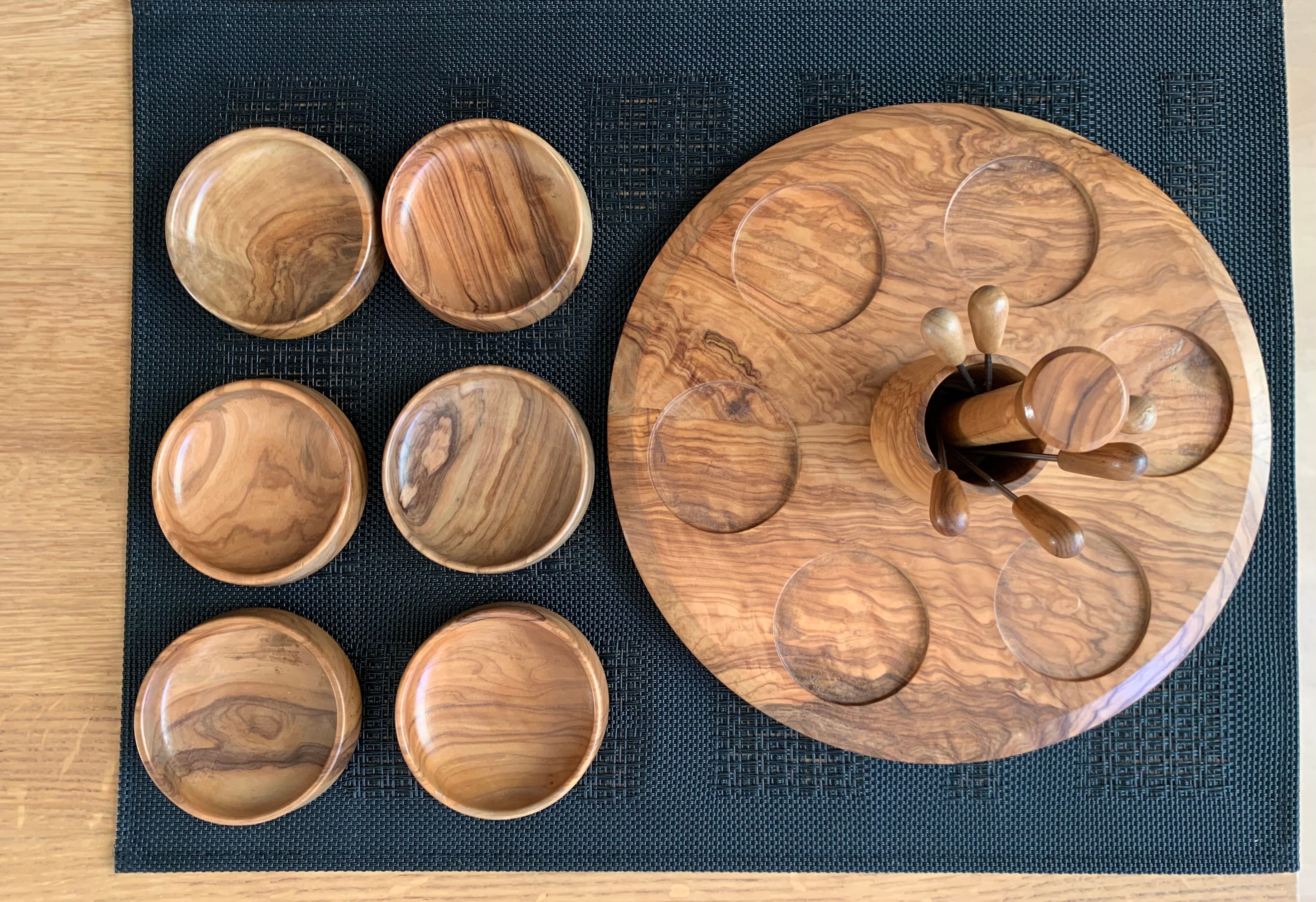 Servant aperitif in olive tree