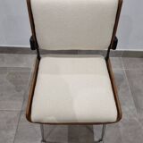 Marcom Chair