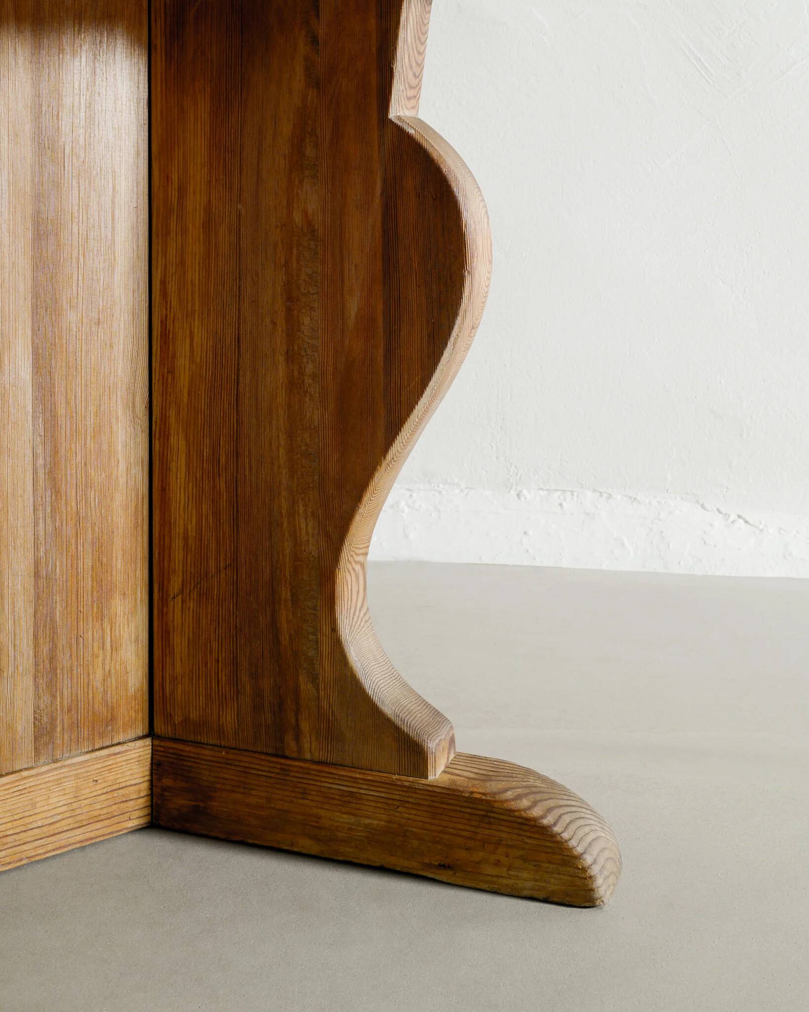 Swedish Wooden "Lovö" Side Table in Pine by Axel Einar Hjorth, 1940s