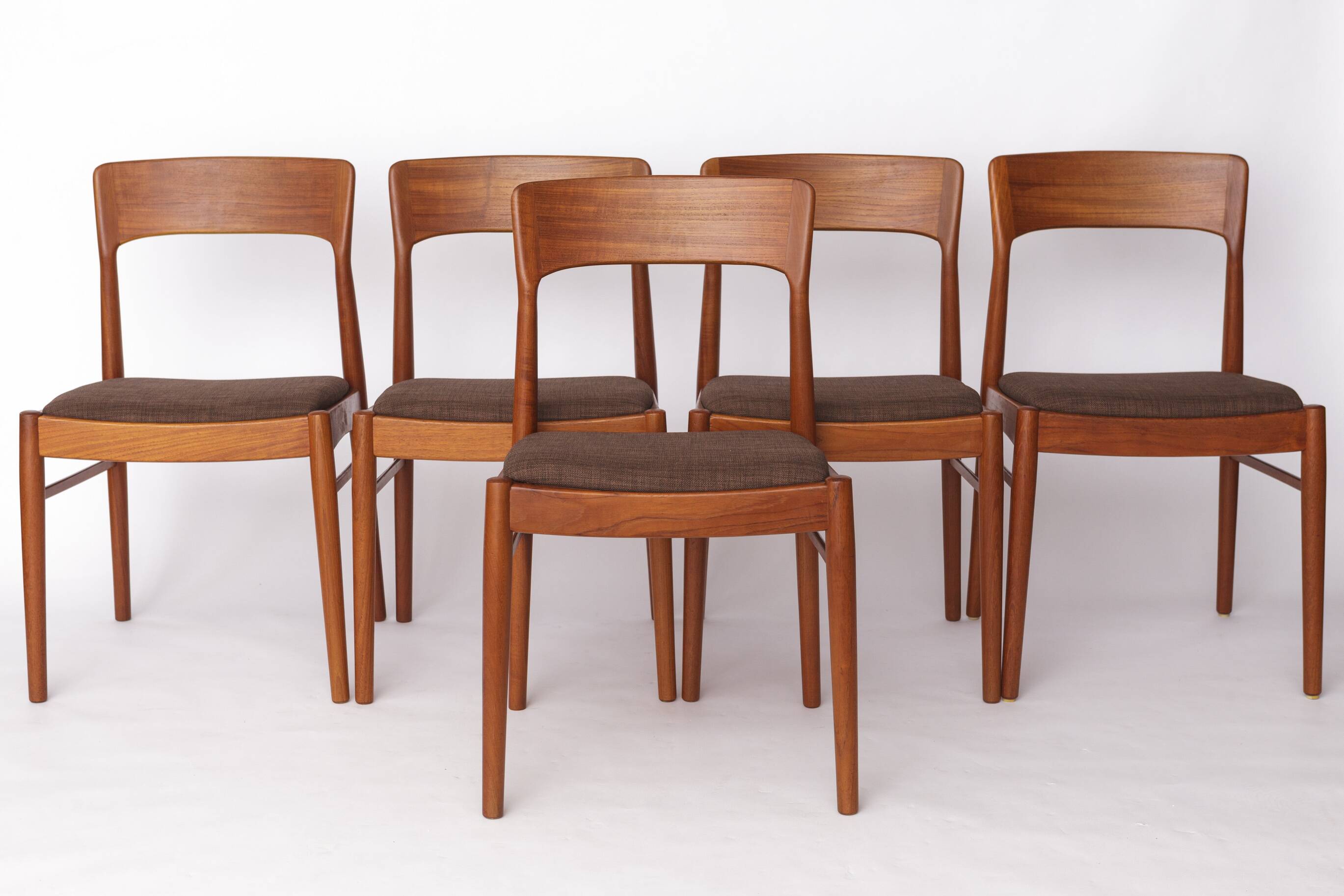 1 of 5 Henning Kjærnulf Teak Dining Chairs for KS Møbler, 1960s | Danish