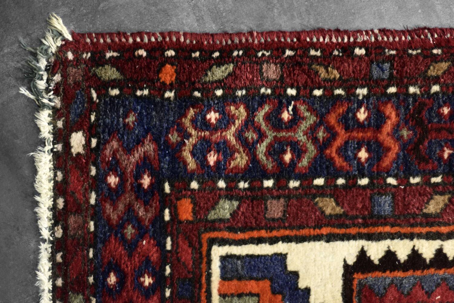 Vintage handwoven Zanjan Hamadan oriental rug, Middle East, 1960s.