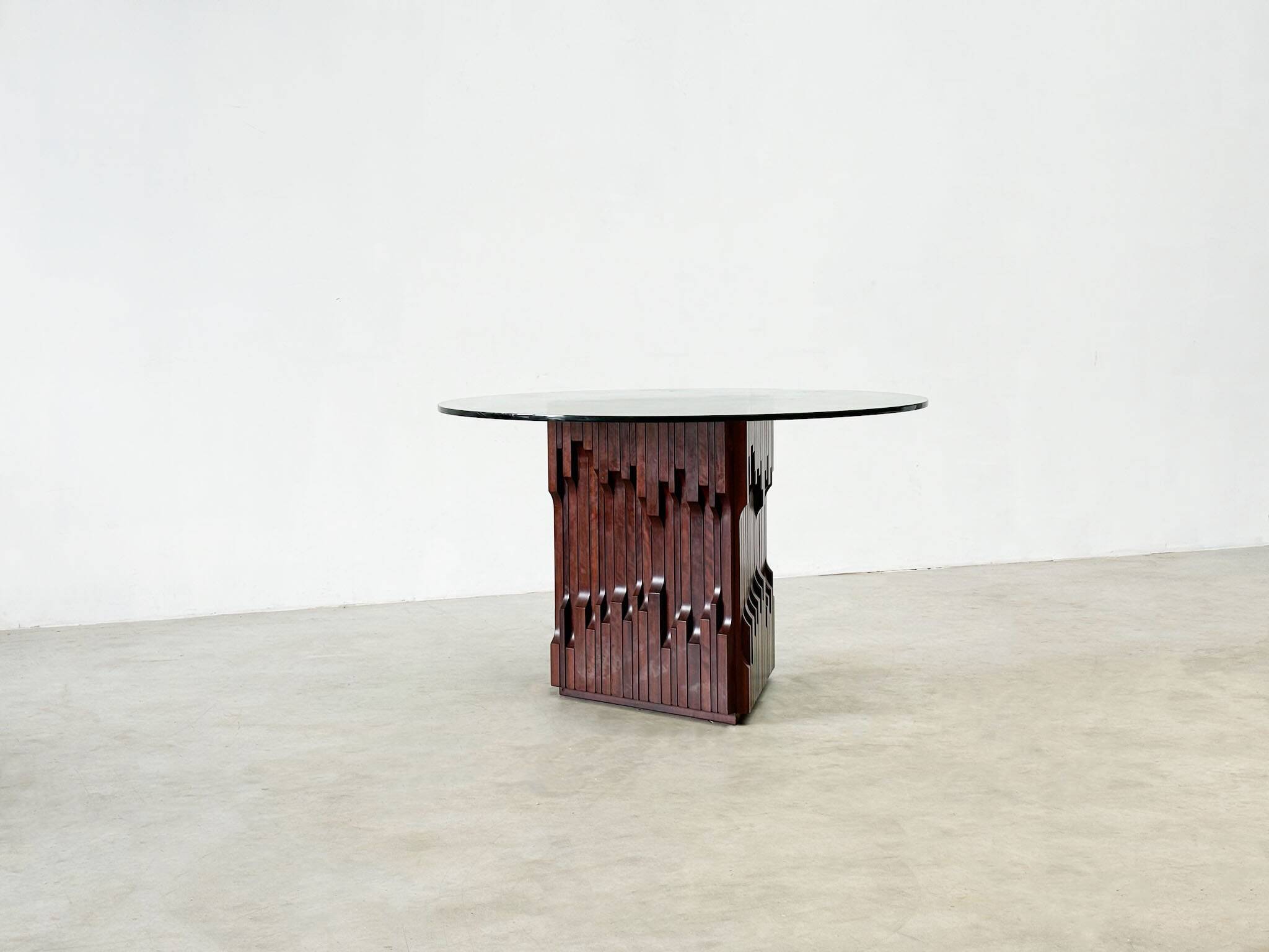 Luciano Frigerio sculptural wooden Barium dining table
