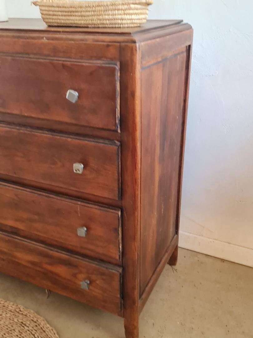 1960s chest of drawers