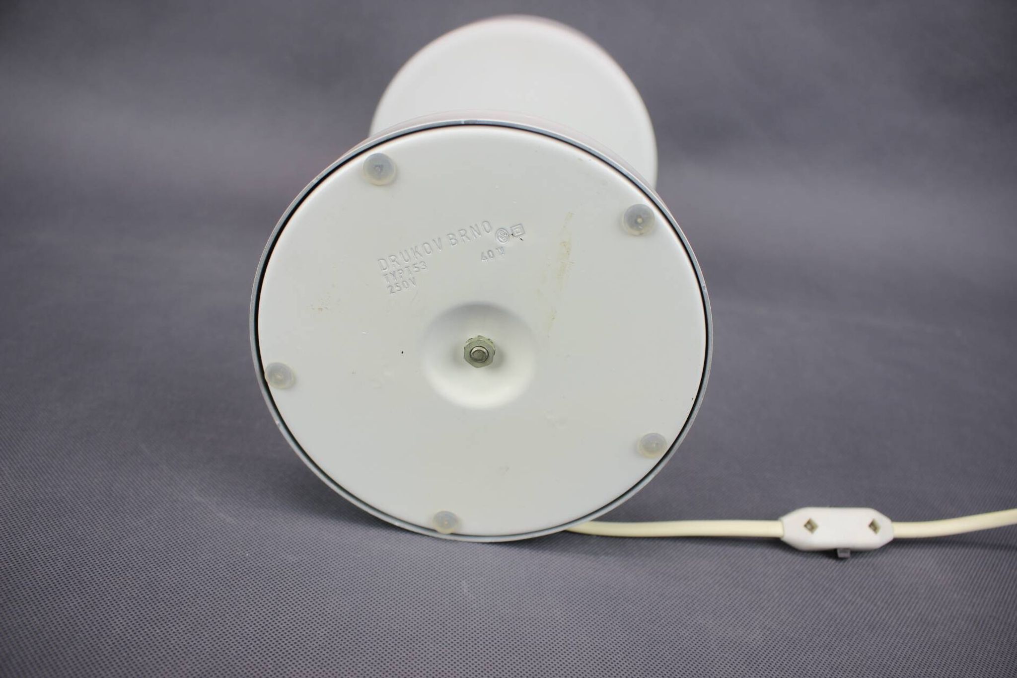 Lampe de Table en Verre Opalin et Laiton Drukov Brno, Tchécoslovaquie, 1970s