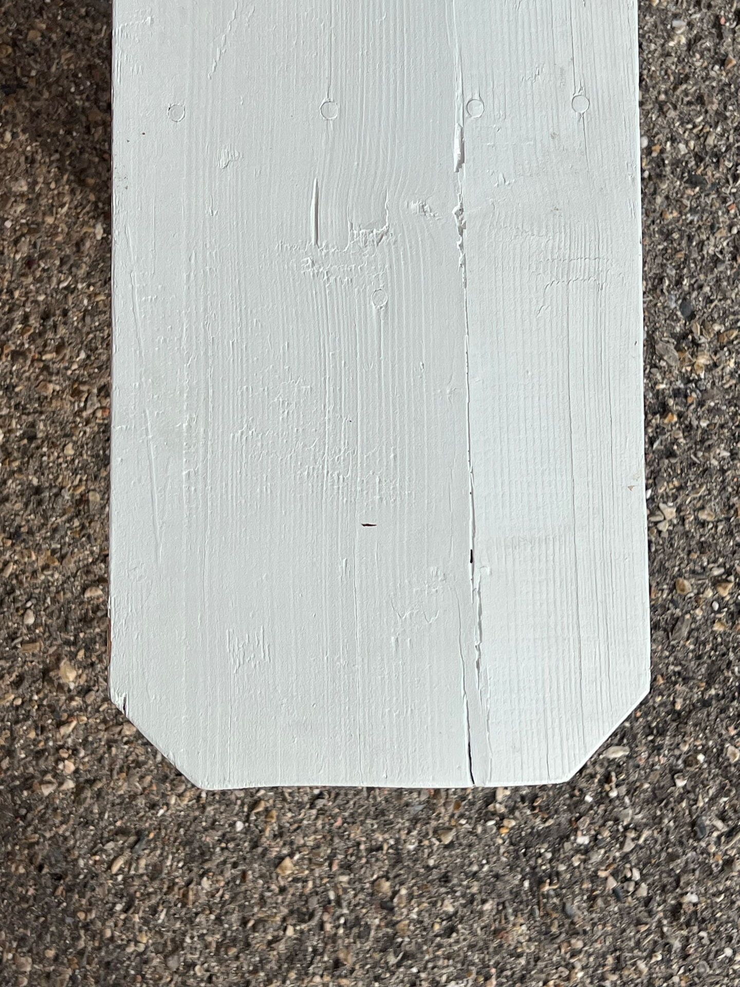 Wooden bench painted white, French craftsmanship.