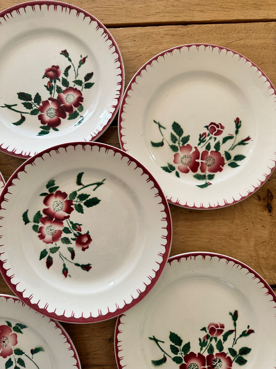 6 small flower plates
