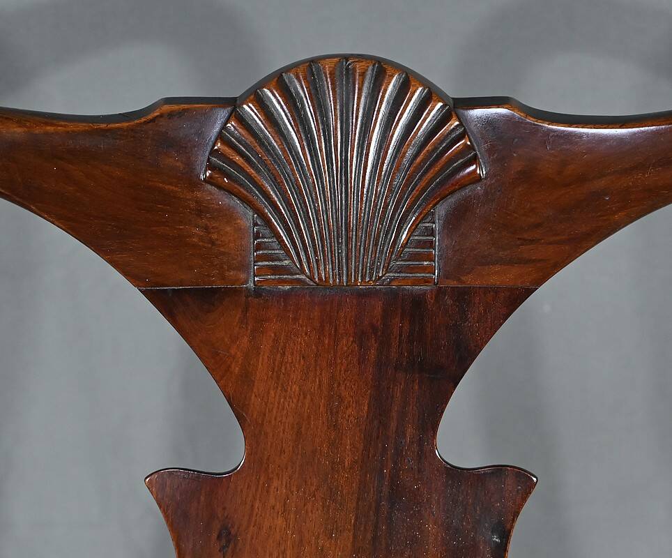 Pair of Chippendale Mahogany Armchairs, England - Early 20th Century