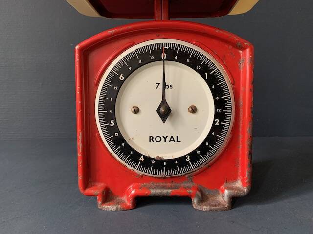 Old English kitchen scale, 7 Lbs, Royal, 1940, United Kingdom