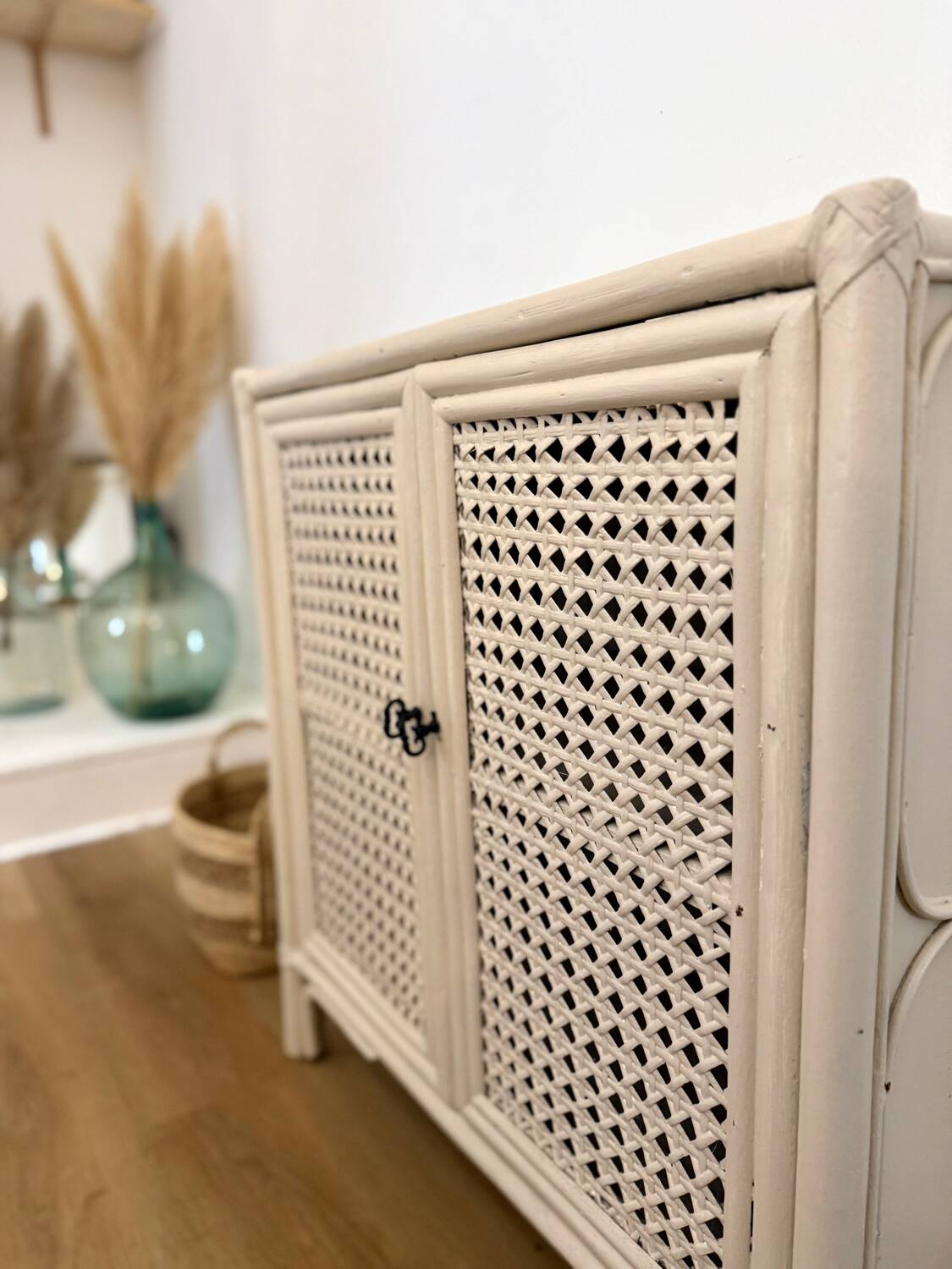 Buffet rotin et cannage