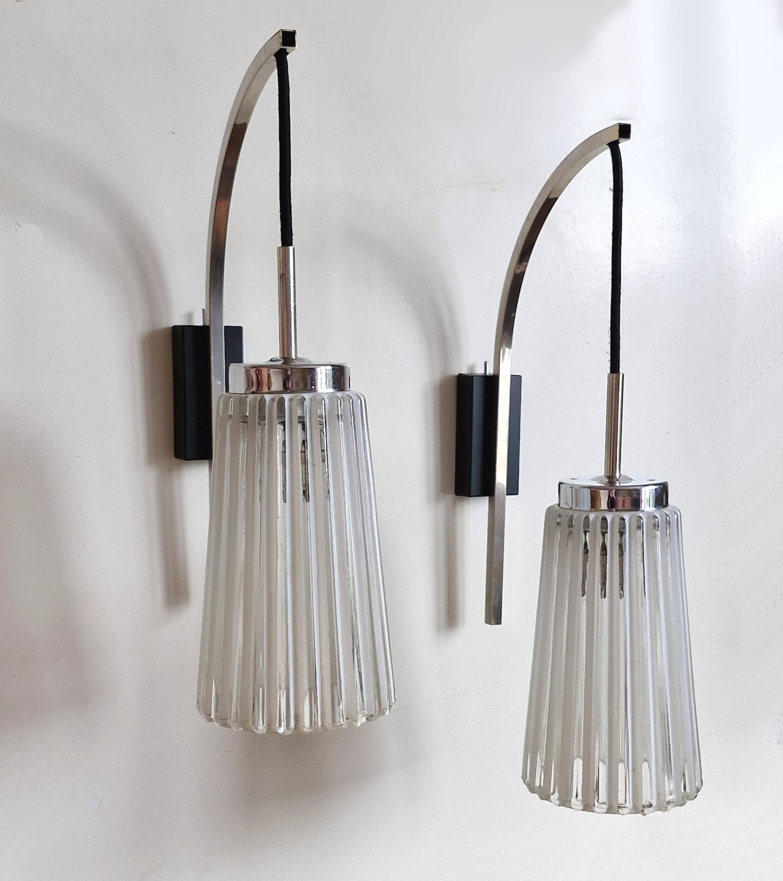 Duo d’appliques années 40/60 métal et verre