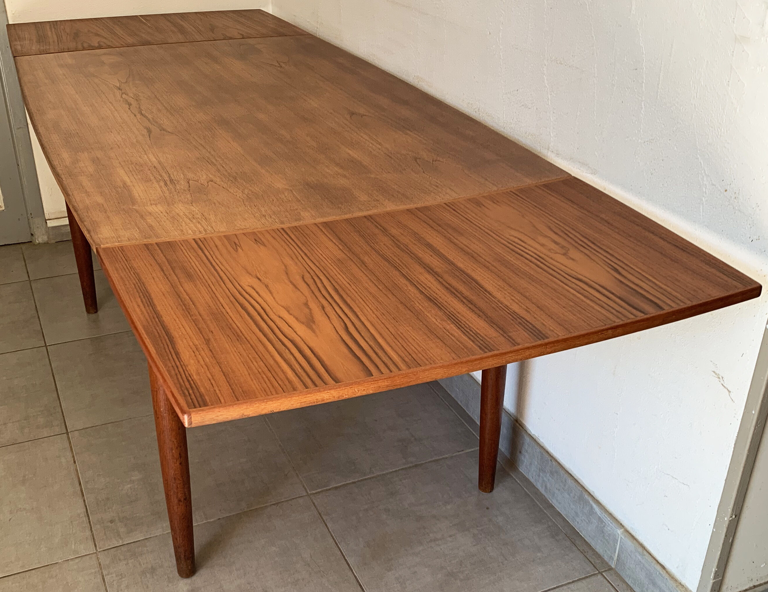 Vintage Danish dining table from the 60s extendable teak