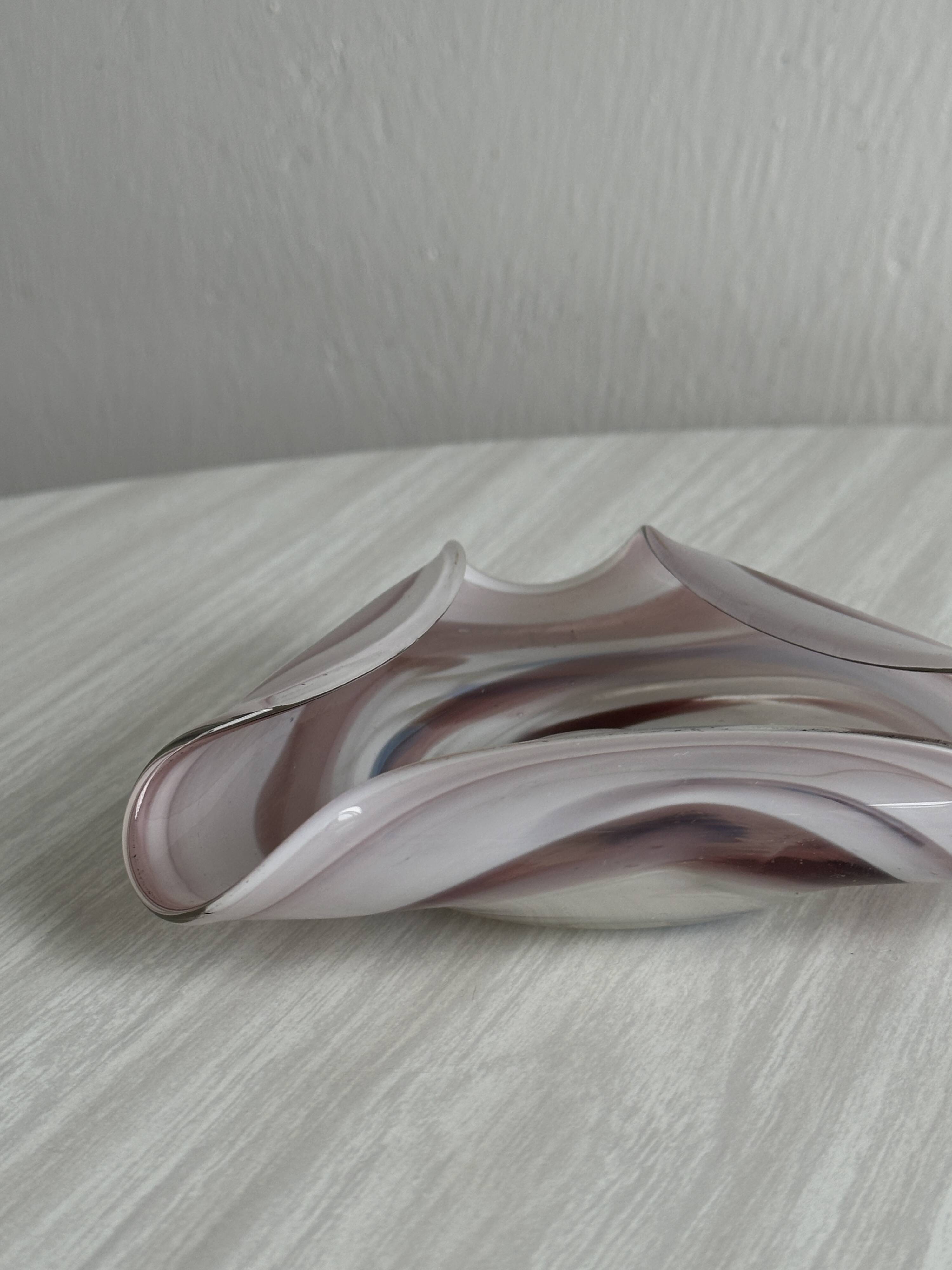 Vide-poche ou cendrier design