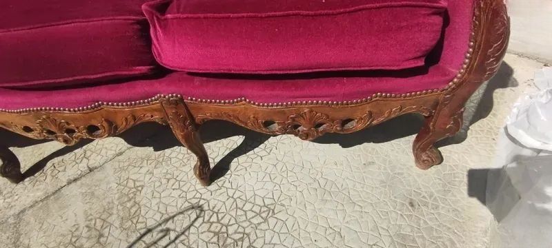 Three-seater sofa Bordeaux