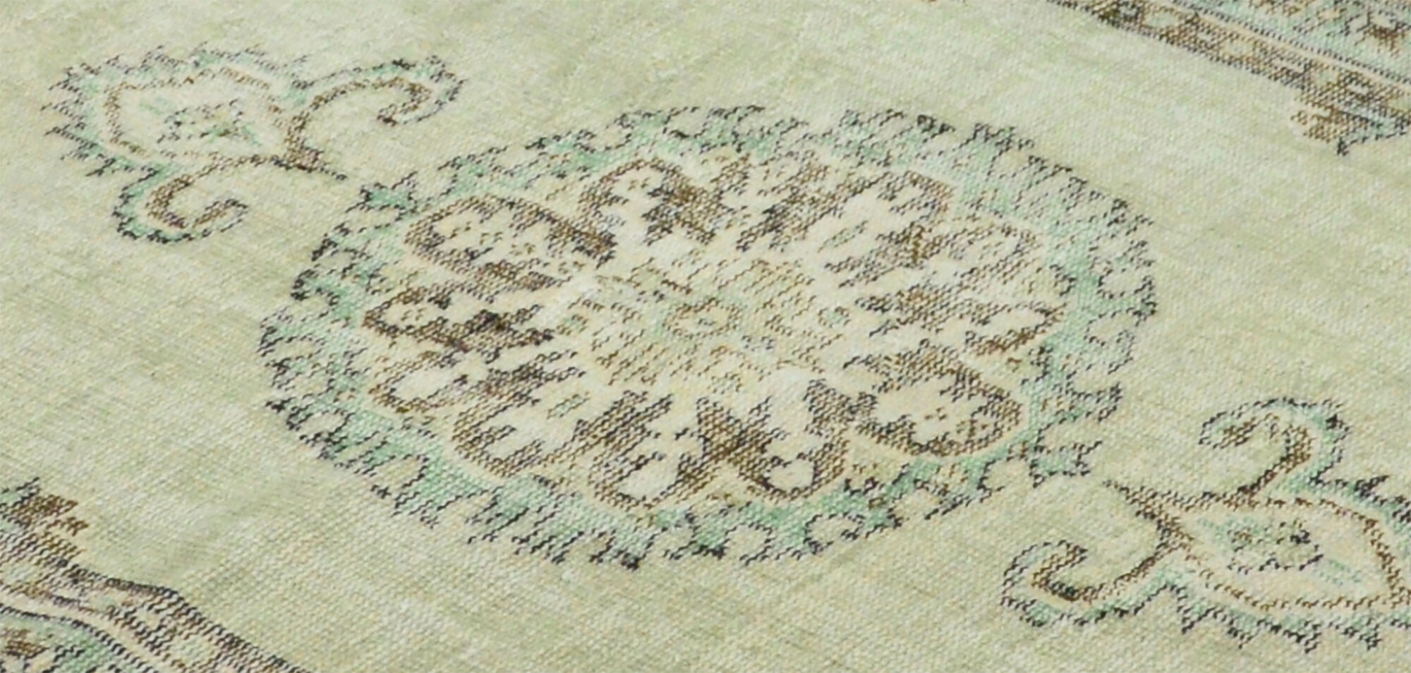 Anatolian handmade vintage rug 256 cm x 134 cm